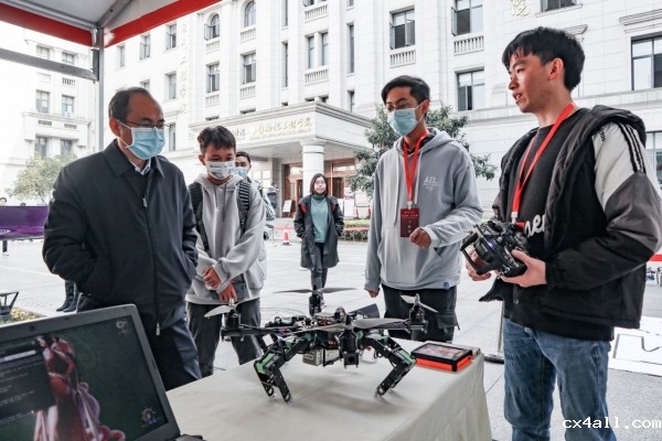 从高中生成长为大学生：“新生新工程教育计划”全面实施